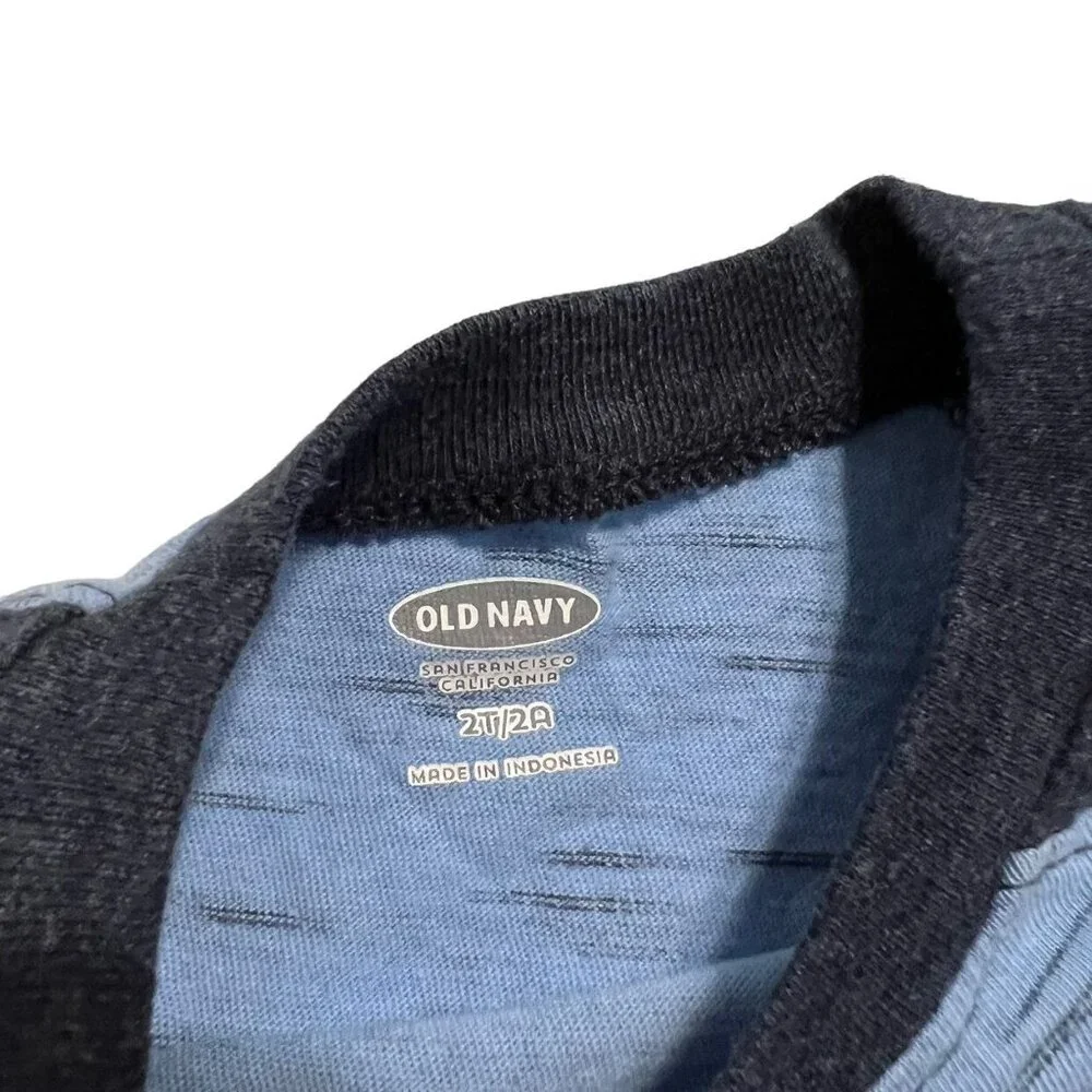 Old Navy 2T Blue & Navy Raglan Pocket Tee Shirt